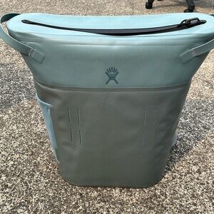 Hydro flask waterproof backpack